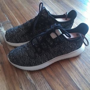 Adidas men's tennis shoes